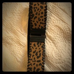 Betsy Johnson reversible belt.